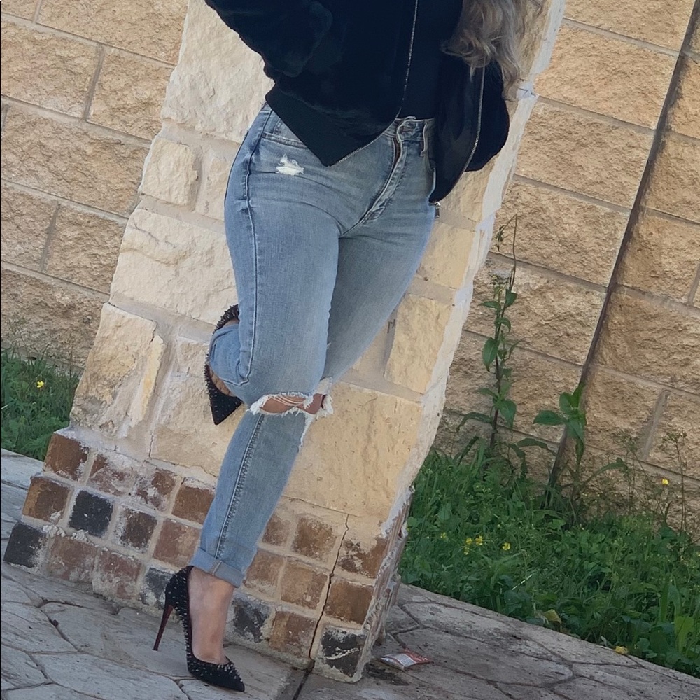 ABBY Distressed High Rise Jeans - Picture 3 of 3